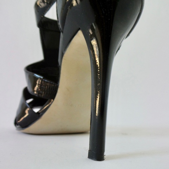 Guess by Marciano (Leather) - Picture 5 of 13